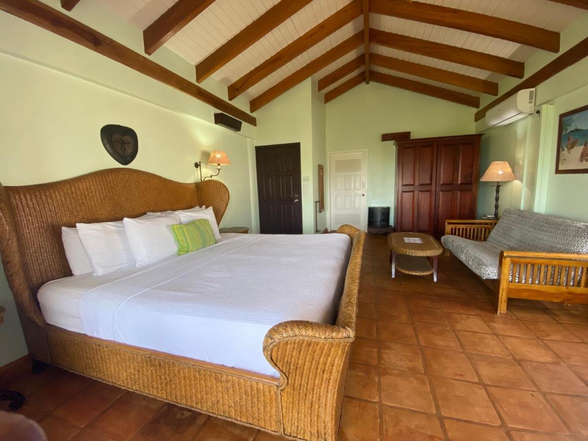 Tranquility Beach Suites Placencia Eksteriør bilde